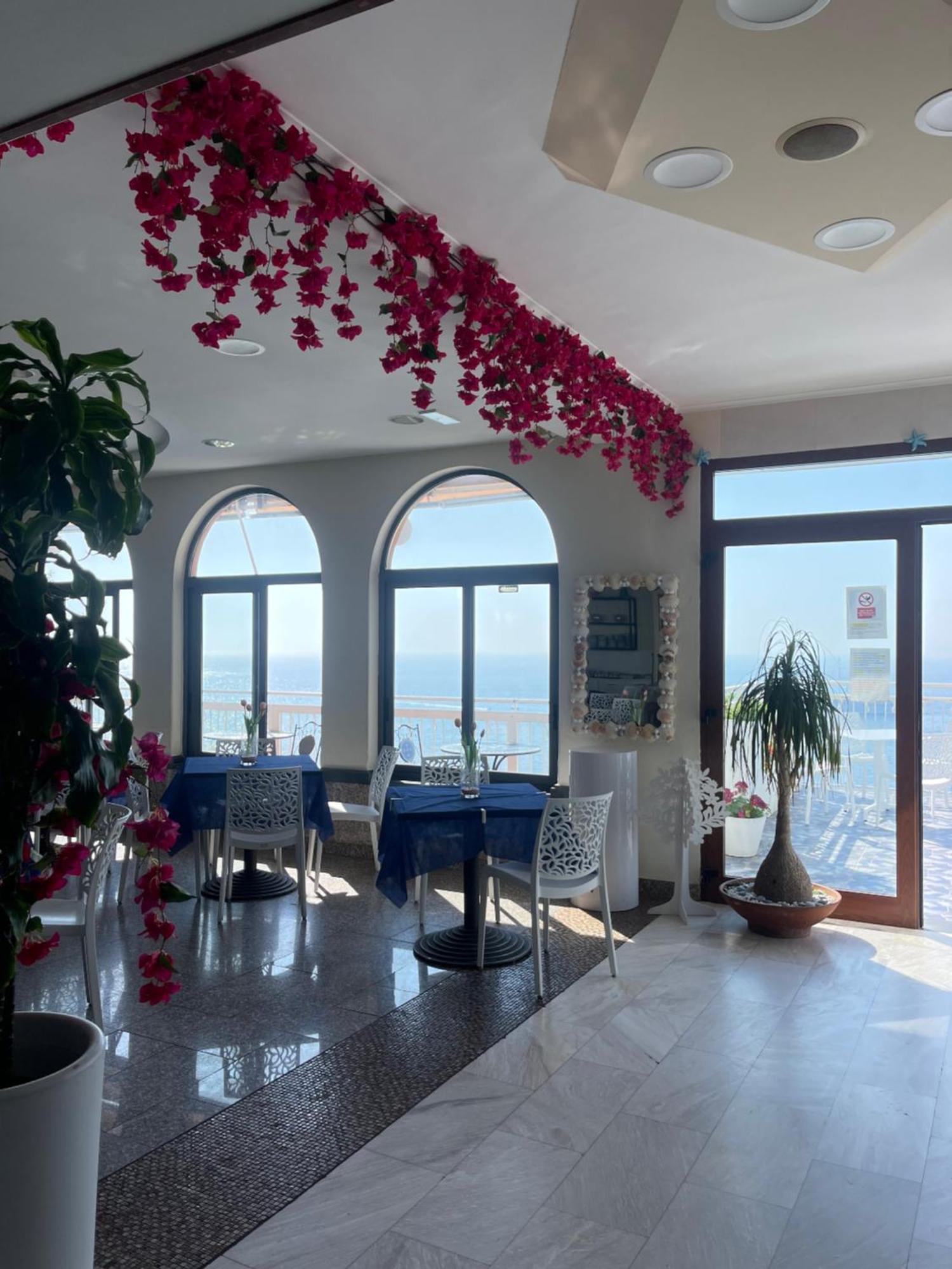 Hotel Klein Wien Piano di Sorrento Exterior photo